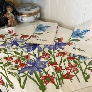 3 MCM Vintage Vera Neumann Lilly napkins 16” x 16”
